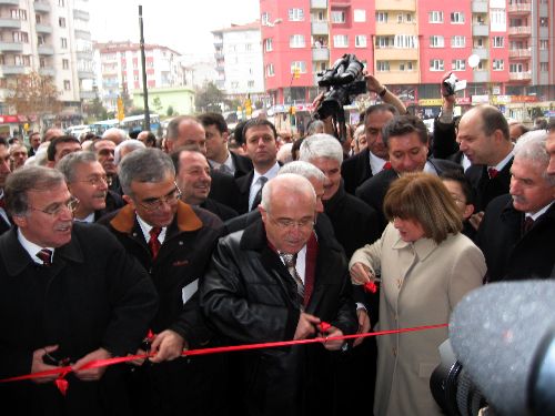 Cemil Çiçek, Türkiye Cumhuriyeti Devleti hukuk devletidir.