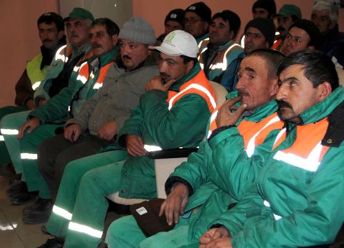 Temizlik işçilerine domuz gribi eğitimi verildi.