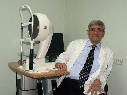 Prof. Dr. Sinan Özalp, çalıştığı hastaneye 20 bin liralık cihaz bağışladı