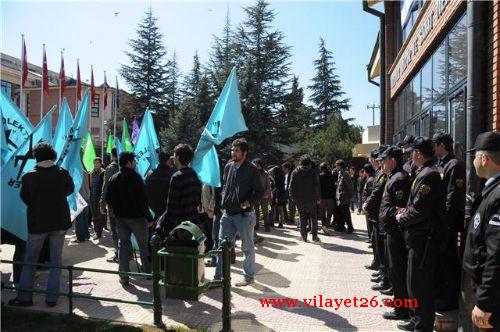 Bologna Süreci ile ilgili toplantı protesto edildi.