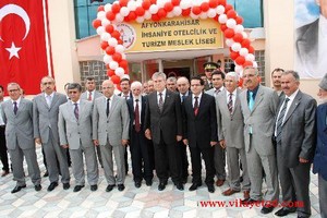 İhsaniye'de Otelcilik ve Turizm Meslek Lisesi açıldı.