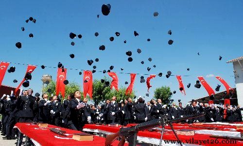 Afyonkarahisar PMYO, 6. dönem öğrencilerini mezun etti