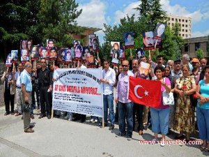 Madımak'da yaşamını yitirenler Eskişehir'de anıldı