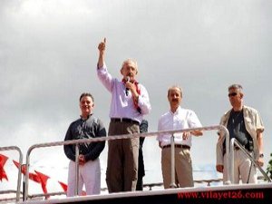 CHP Genel Başkanı Kılıçdaroğlu, Nazım Hikmet'in şiiriyle Eskişehirlilere seslendi. 