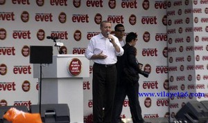 Başbakan Erdoğan, Kütahyalılardan 'evet' oyu istedi.