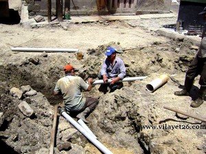 Hamidiye ve Yunus Emre mahallelerinde su boruları yenileniyor