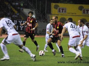 Eskişehirspor, Konya'da galibiyetle tanışmak istiyor