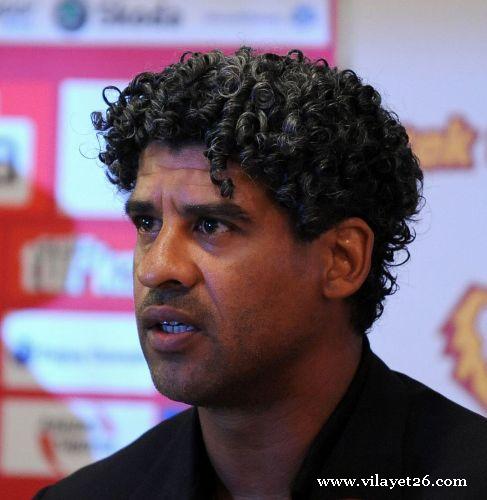 Galatasaray Teknik Direktörü Frank Rijkaard: Bizim için başlangıç