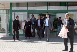 Bülent Arınç, Afyonkarahisar'da mola verdi.