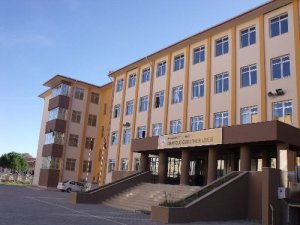 Dinar Anadolu Öğretmen Lisesi, yerleştirmede yüzde 84 başarı elde etti