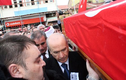 Devlet Bahçeli, Mehmet Koçum'un cenaze töreni için Bolvadin'e geldi.