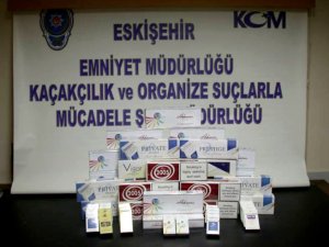 Eskişehir polisi, 315 paket kaçak sigara ele geçirdi.