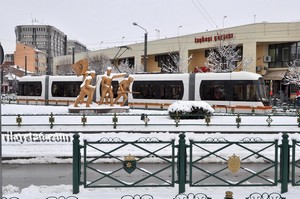 Eskişehir'de kar kalınlığı 25 santimetreyi buldu