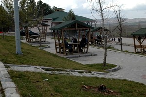 Huzur evi sakinleri Göbel Kaplıcaları'nda stres attı