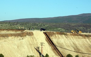 Siyanür tehlikesine karşı barajdaki su tahliye ediliyor.