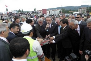 Büyükorhan ve Harmancık Spor Salonlarının temeli atıldı