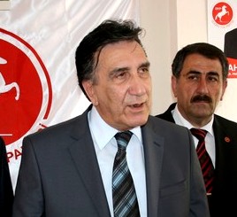 DYP Genel Başkanı Özaçıkgöz: Türkiye’nin yeni bir anayasaya ihtiyacı var.