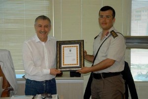 Jandarmadan Bursaspor'a plaket