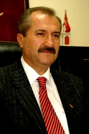 Yılmaz: Berat Kandili, gönüllerin tövbeyle arındırabileceği bir gece