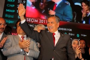 Arınç: Oy oranını üçüncü dönem artıran yegane partiyiz