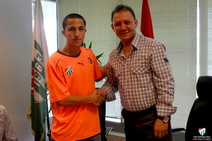 Gurbetçi futbolcu Cemal Kaldırım Bursaspor'da