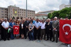 Sivas olaylarında hayatını kaybedenler Eskişehir’de anıldı