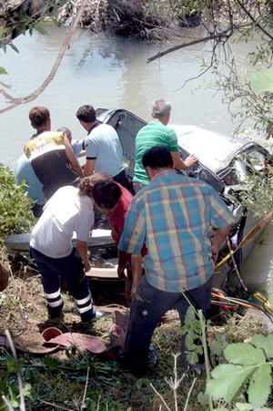 Kütahya'da trafik kazası:1 ölü, 4 yaralı