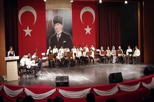 Kursiyer öğrencilerden muhteşem ‘Ney’ ve ‘Bendir’ konseri