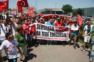 Bursa’daki tepki yürüyüşünde gerginlik yaşandı