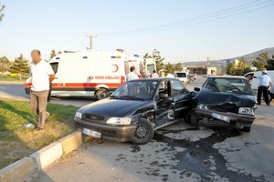 Kütahya'da trafik kazası: 9 yaralı