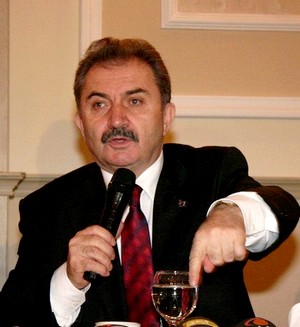 DP lideri Zeybek: Genelkurmay Başkanı istediğini alarak gitti