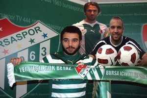 Bursaspor, disiplinsizlerle yollarını ayırıyor.