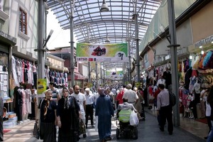 Bursa'da 7'den 70'e herkes için alışveriş başladı