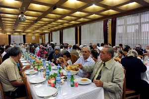 Vali Çiftçi şehit yakınları ile gazileri iftar yemeği verdi