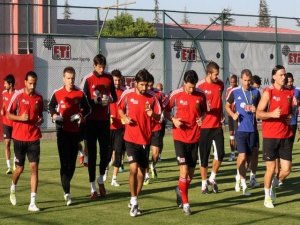 Eskişehirspor, Sivas'la yükselişe geçti