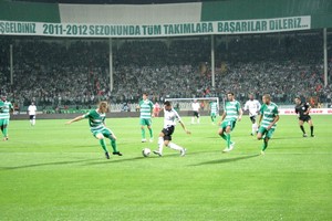 Bursaspor: 1 – Beşiktaş: 0 (İlk Yarı)