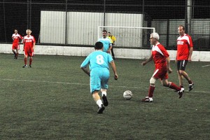 Fuat Sakarya Futbol Turnuvası, Başkan Bozbey’in başlama vuruşuyla başladı.