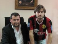 Eskişehirspor, Murat Önür'ü renklerine bağladı.