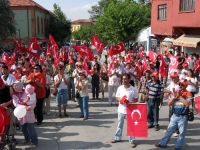 Biz Kaç Kişiyiz Derneği Eskişehir'de miting düzenledi.