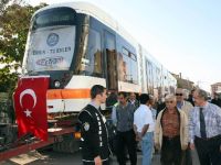 Yılmaz Büyükerşen'e AK Parti İl Başkanı Murat Canözer'den tepki geldi.