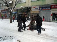 Eskişehir beyaz örtüyle büründü