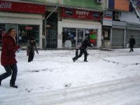 Eskişehir'de kar, yerini güneşli havaya bıraktı