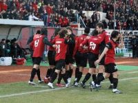 Eskişehirspor: 4 - İstanbul Büyükşehir Belediyespor: 0 (İlk Yarı)