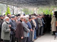 Çetin İmrek hayatını kaybetti.