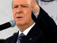 Devlet Bahçeli, Bozkurt'un nefesi Erdoğan'ın ensesinde dedi.