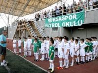 Bursaspor Futbol Okulu, kapılarını açtı