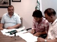 Bursaspor, İbrahim Kaş'la anlaşma imzaladı Hakan'dan vazgeçti