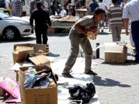 Zabıta, kaldırımları işgal eden seyyar satıcılara göz açtırmadı