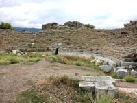 İznik Antik Roma Tiyatrosu binasının kurtarılması için çalışma başlatıldı.