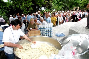 sultan-yildirim-beyazid-han anildi..jpg